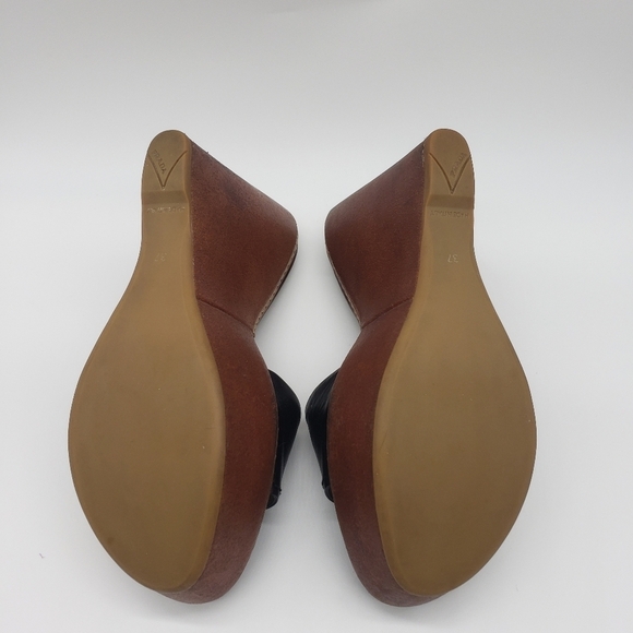 654- Prada Wedge Leather Sandals 37 EU 6.5 US - Picture 7 of 12